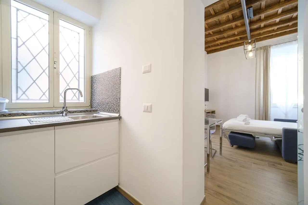 Apartment Vatican Home Elvira Rome