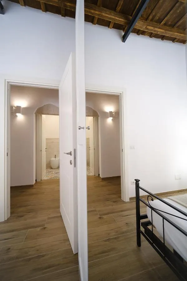 Apartment Vatican Home Elvira Rome